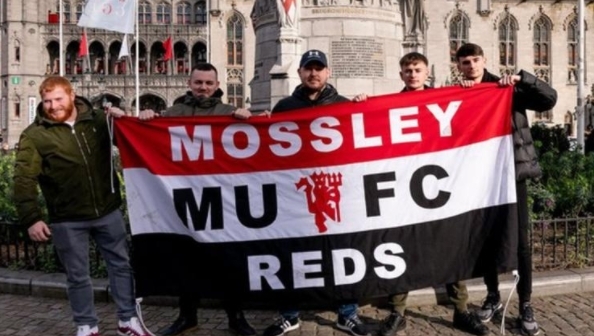 2025巴甲33轮：罗尼双响，公鸡客场逆转击溃狮子（2025巴甲第33轮：罗尼梅开二度，公鸡客场逆转大胜狮子）