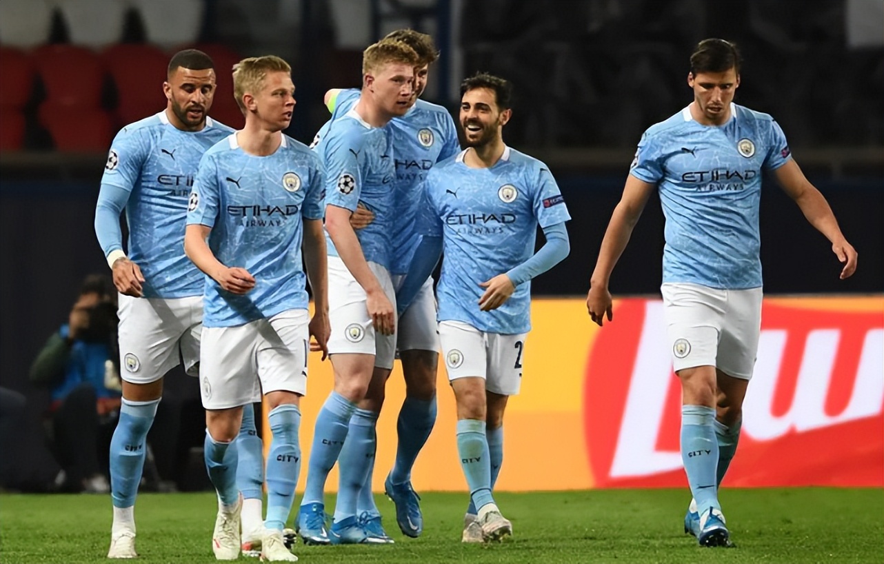 欧冠半场：齐玛乌龙，库杜斯造险，热刺1-0布拉格斯拉维亚（欧冠半场战报：齐玛自摆乌龙，库杜斯制造险情，热刺暂1-0领先布拉格斯拉维亚）