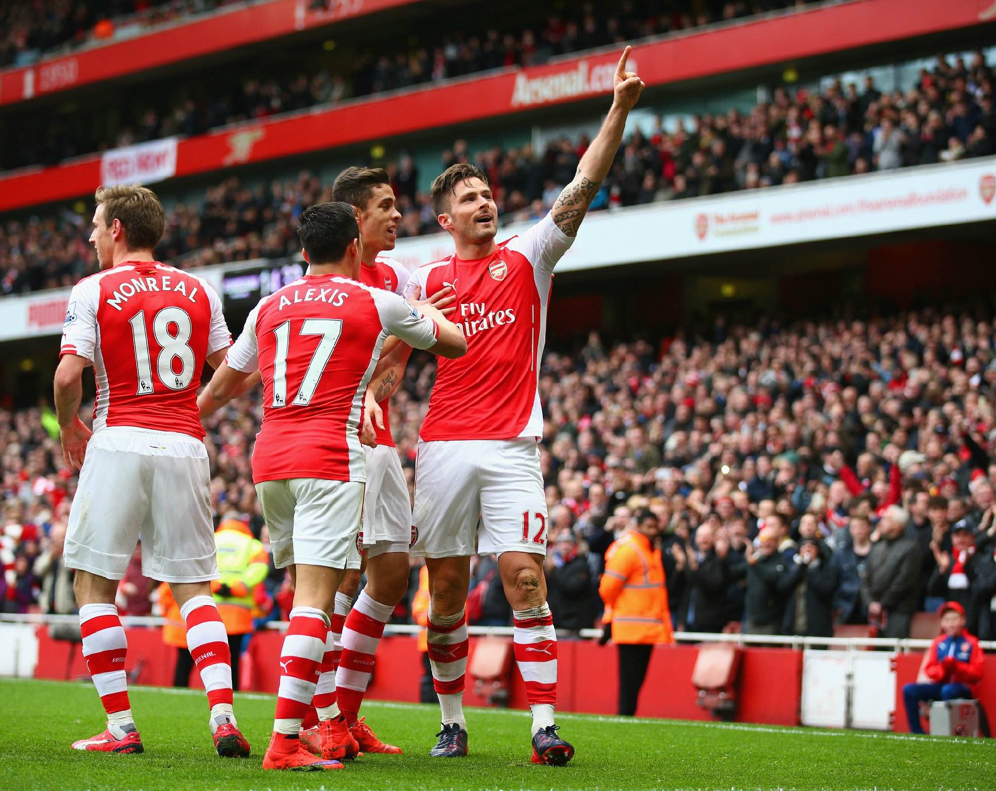 NBA战报：斯潘塞19+7&米切尔29分，勇士99-94击败骑士（勇士99-94险胜骑士：米切尔砍29分，斯潘塞19+7）