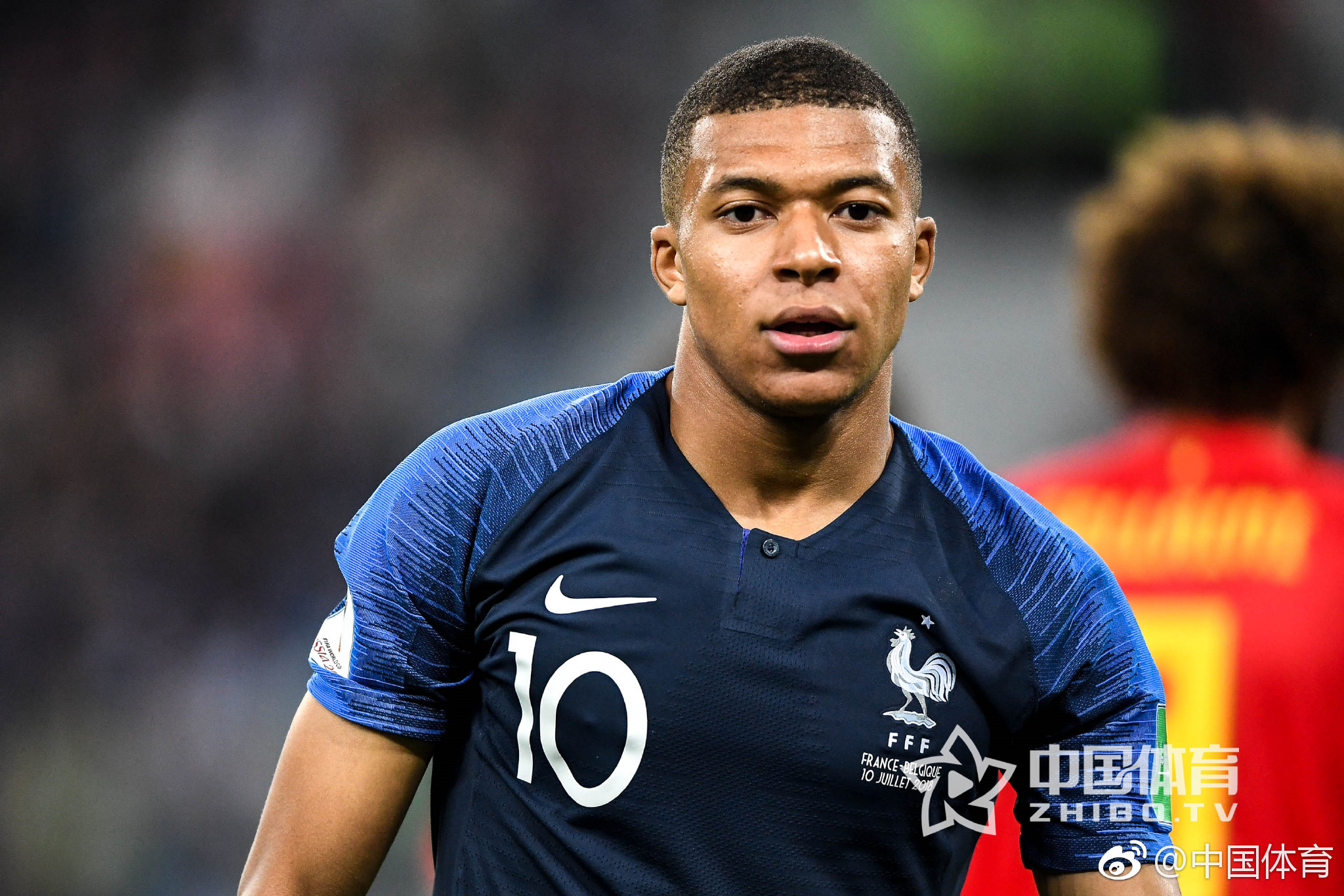 早报：悲欢并不相通（晨间速递：悲喜各自安）